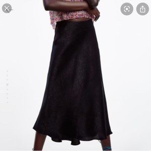 *NEW* Zara Black Satin Midi Skirt